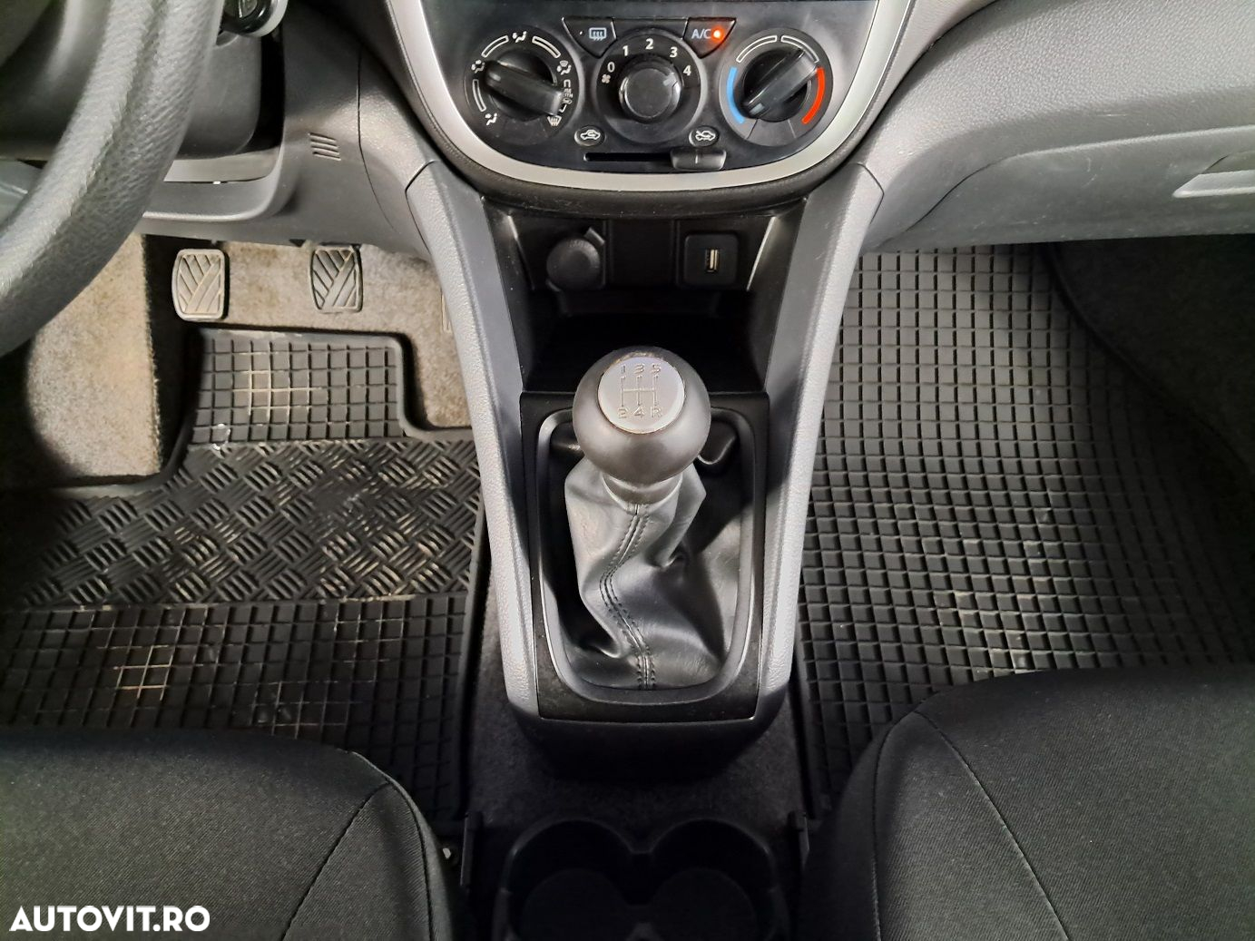 Suzuki Celerio - 14