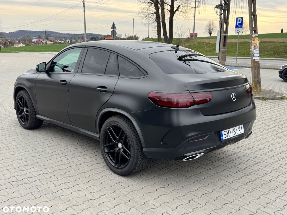 Mercedes-Benz GLE 350 d 4Matic 9G-TRONIC AMG Line - 3