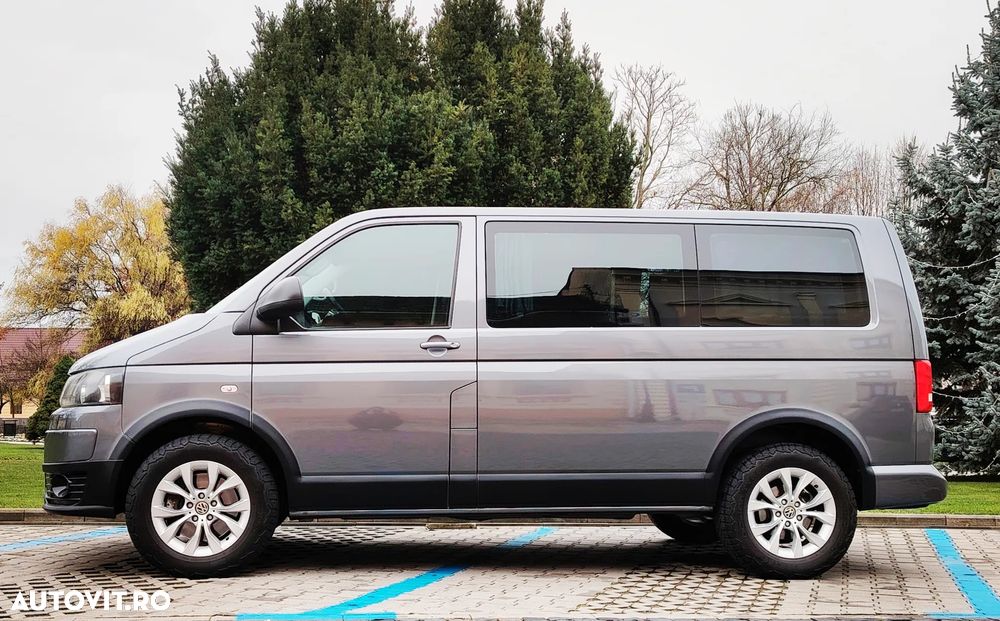 Volkswagen Multivan - 22