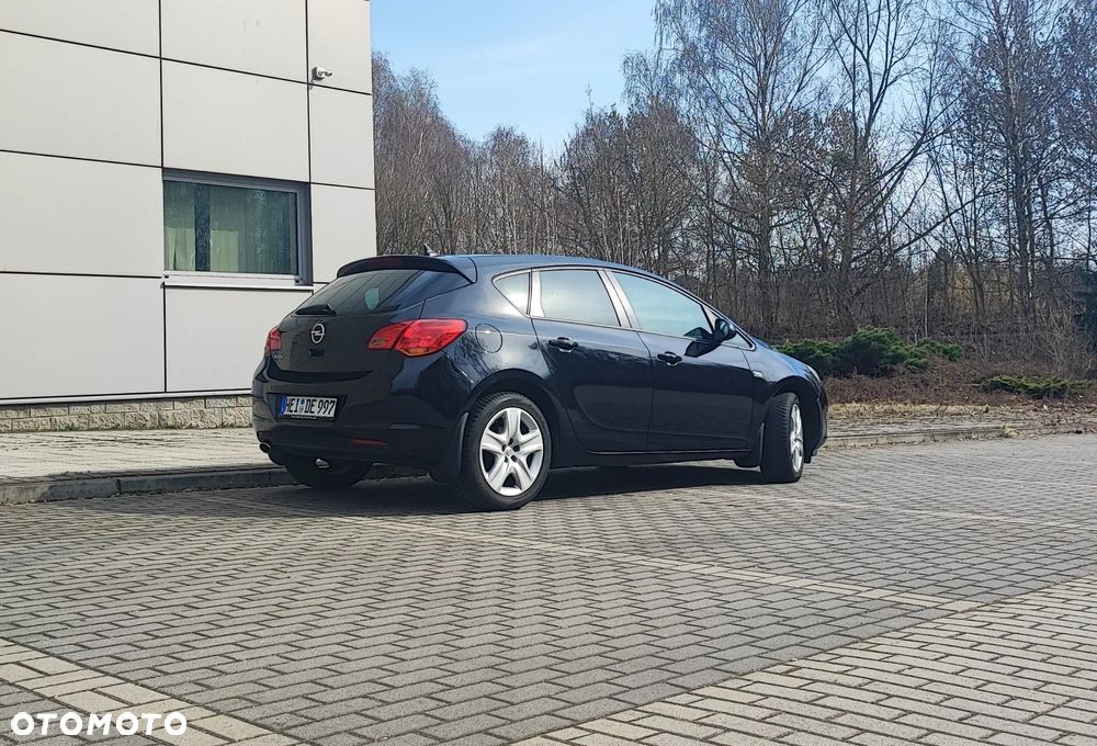Opel Astra 1.4 Turbo Selection - 14