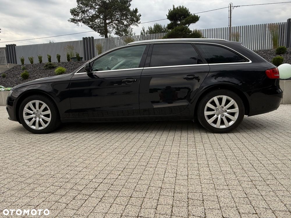 Audi A4 Avant 2.0 TDI Multitronic - 23