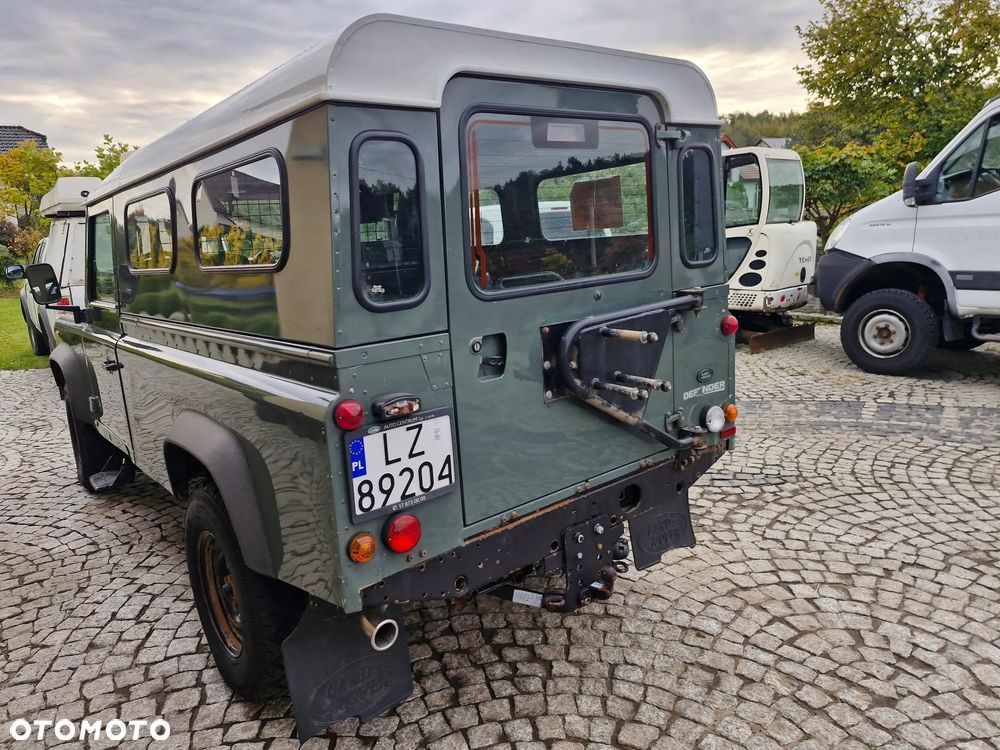 Land Rover Defender - 3