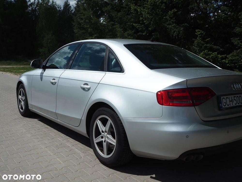 Audi A4 Limousine 2.0 TDI DPF Ambition - 2