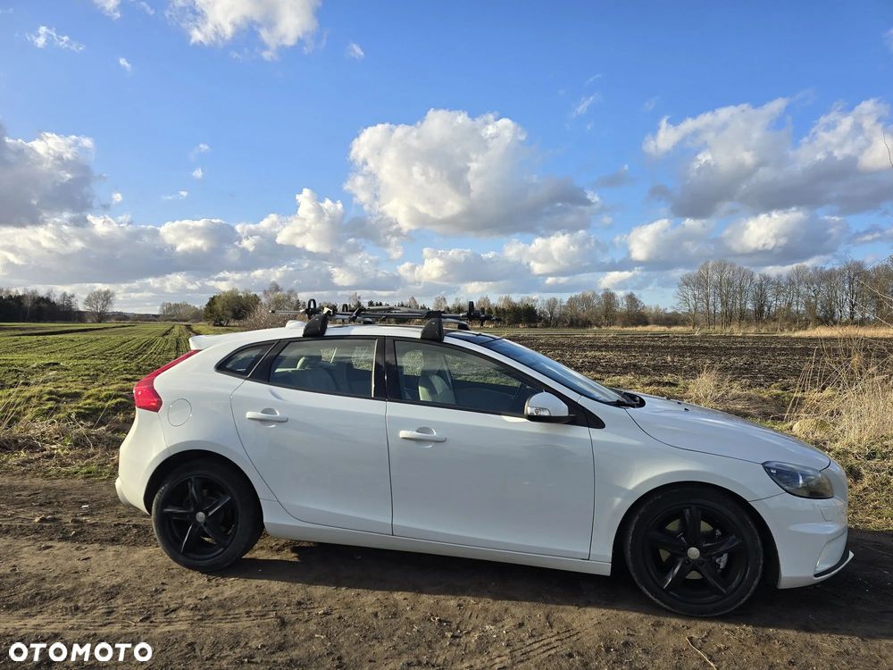 Volvo V40 T4 Kinetic - 33