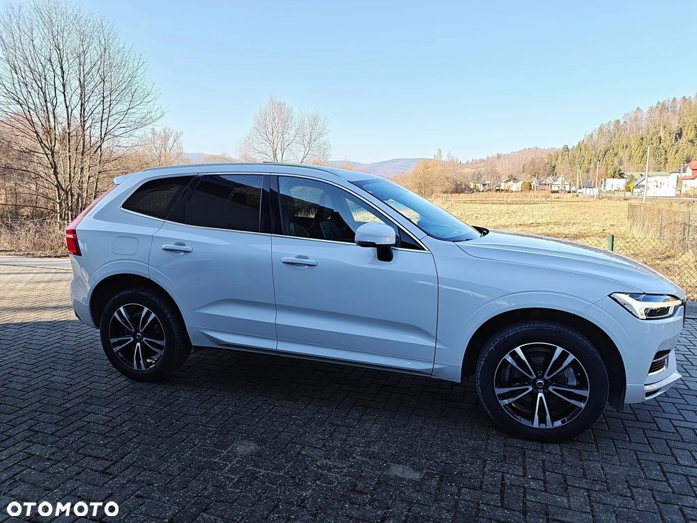 Volvo XC 60 T8 AWD Recharge Geartronic RDesign Expression - 7