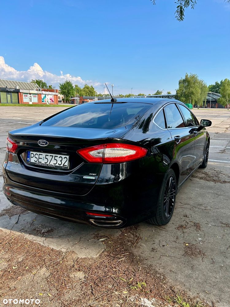 Ford Fusion - 3