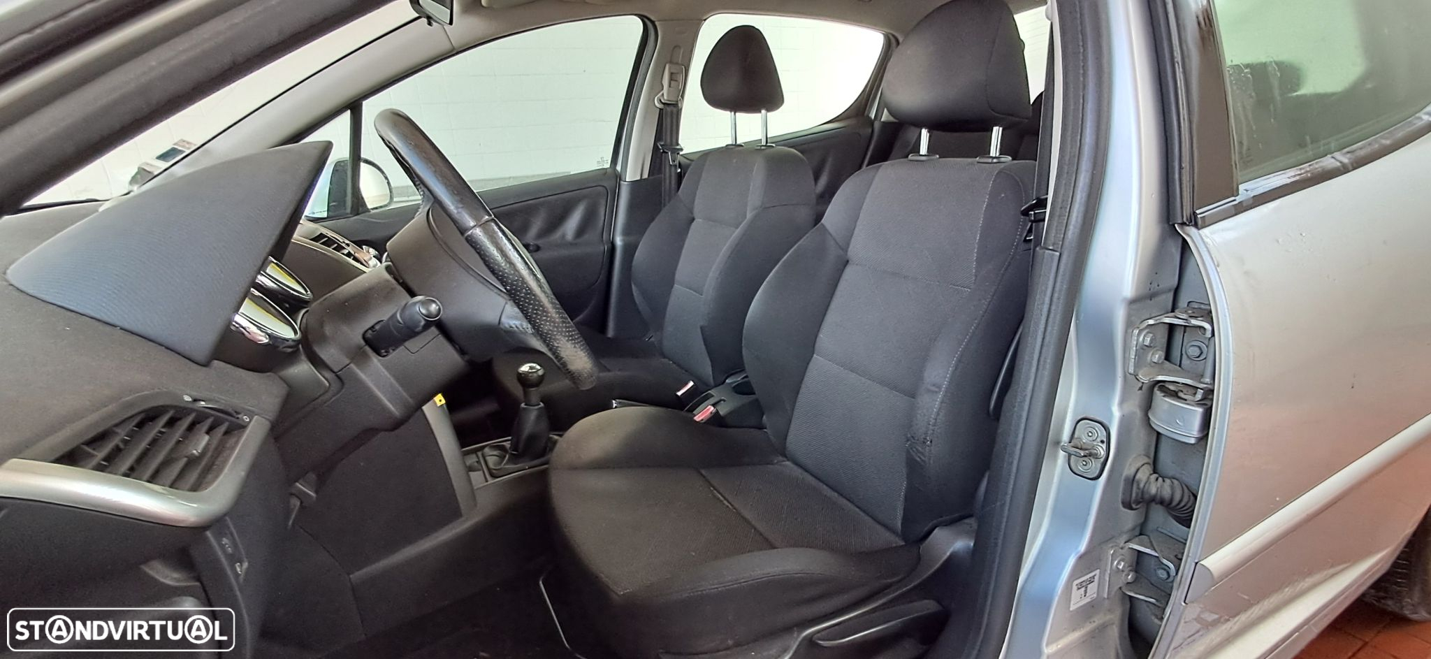 Peugeot 207 1.4 HDi Trendy - 7