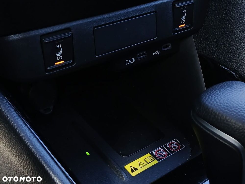 Toyota Yaris Hybrid 1.5 Style - 22