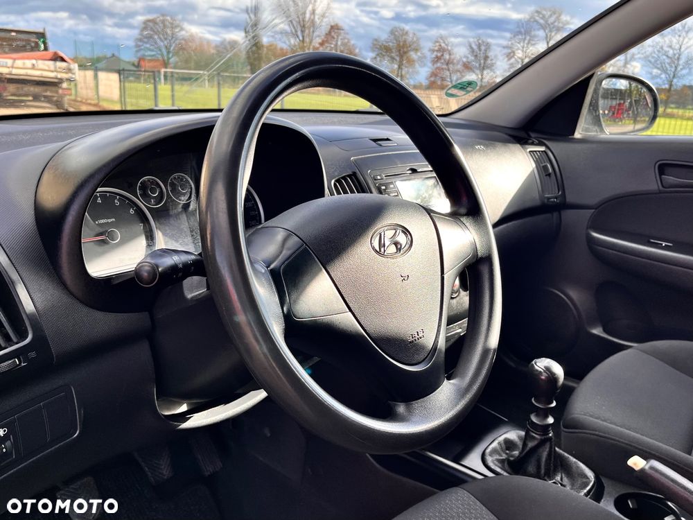 Hyundai i30 1.4 Classic - 10