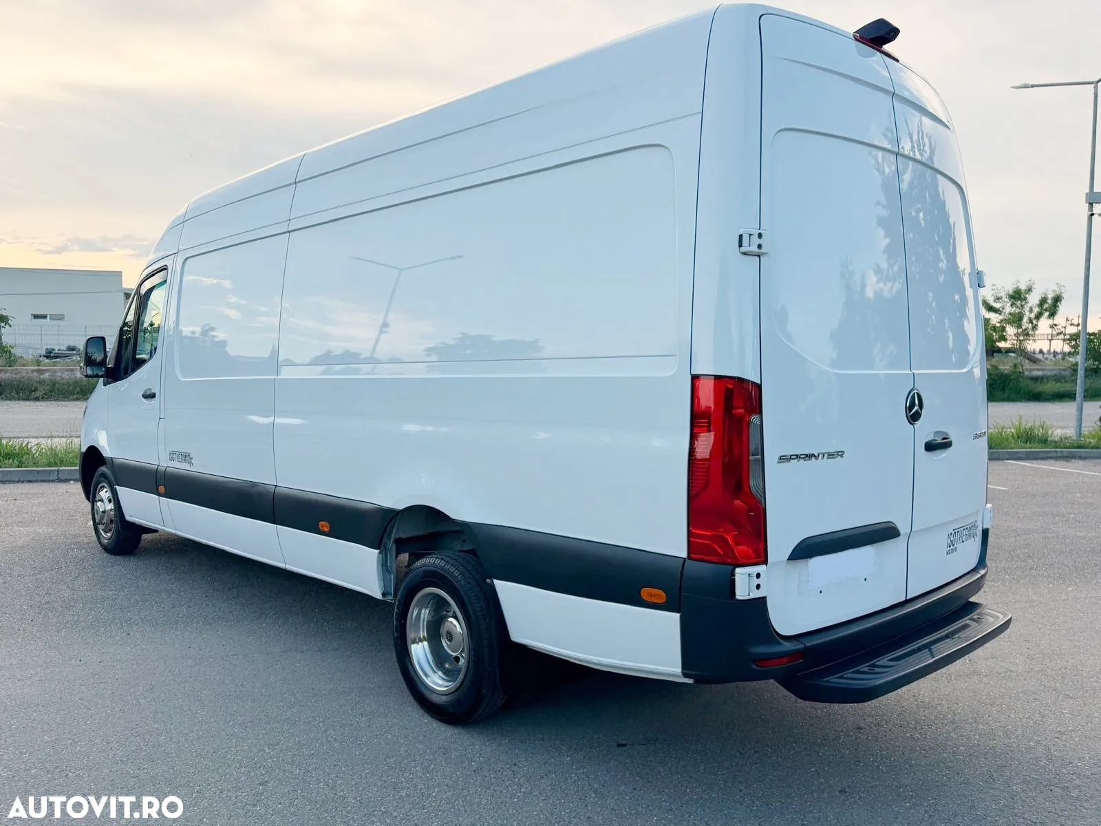 Mercedes-Benz Sprinter - 3