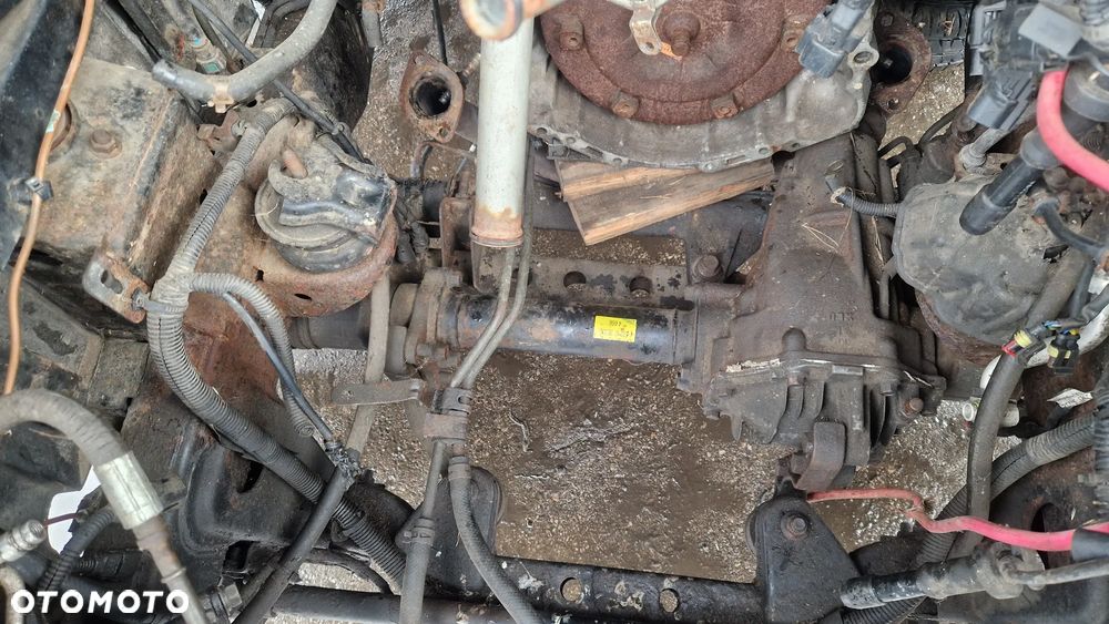 KIA SORENTO 3.5 V6 MOST PRZÓD 532103E500 - 1