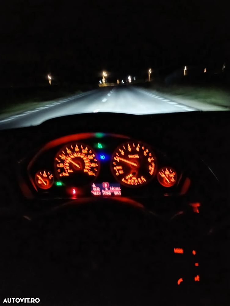 BMW Seria 3 320i xDrive GT Aut. Advantage - 20