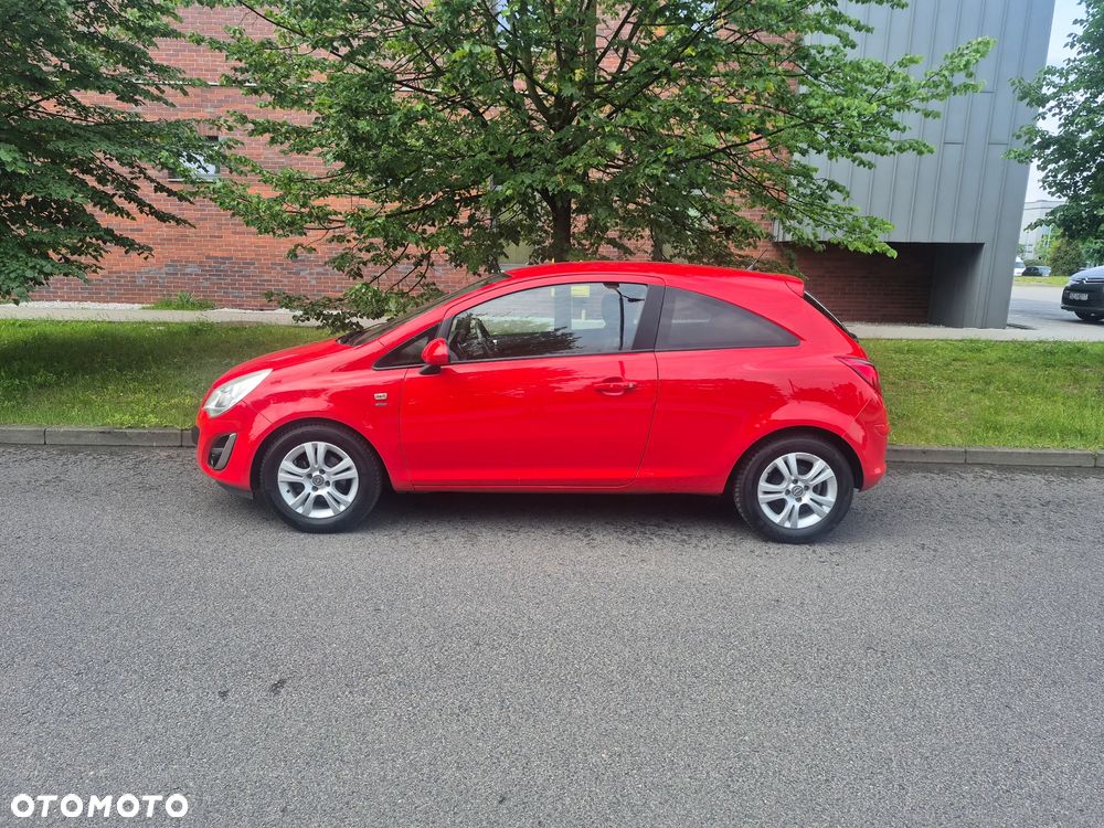 Opel Corsa 1.4 16V Active - 1
