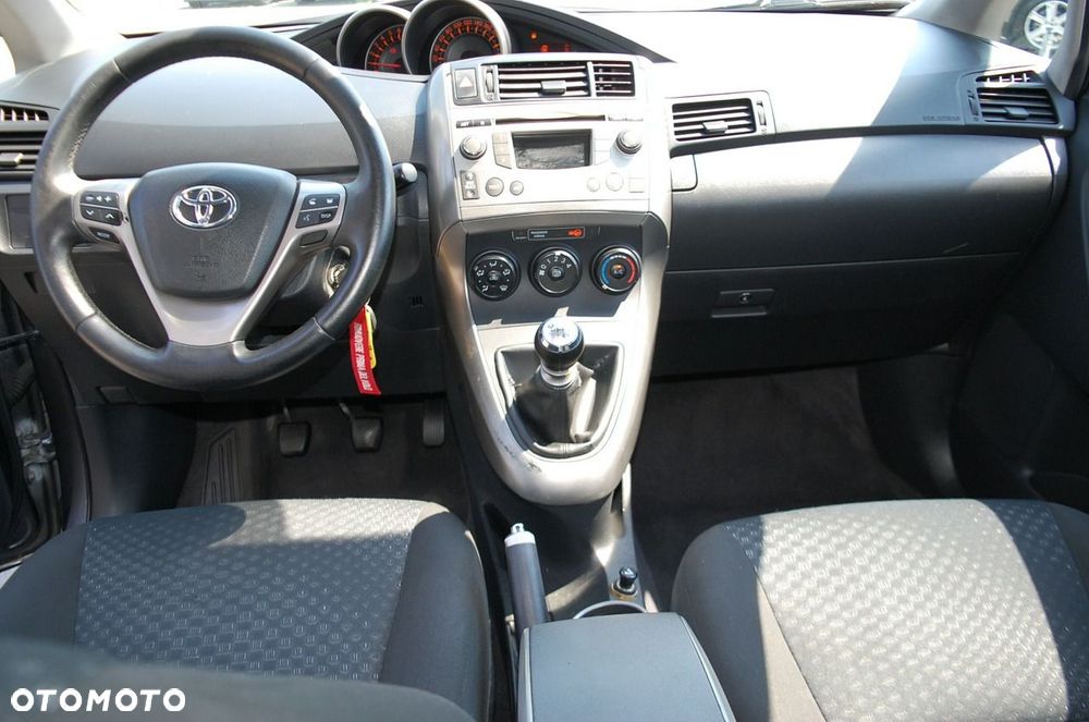 Toyota Verso - 6