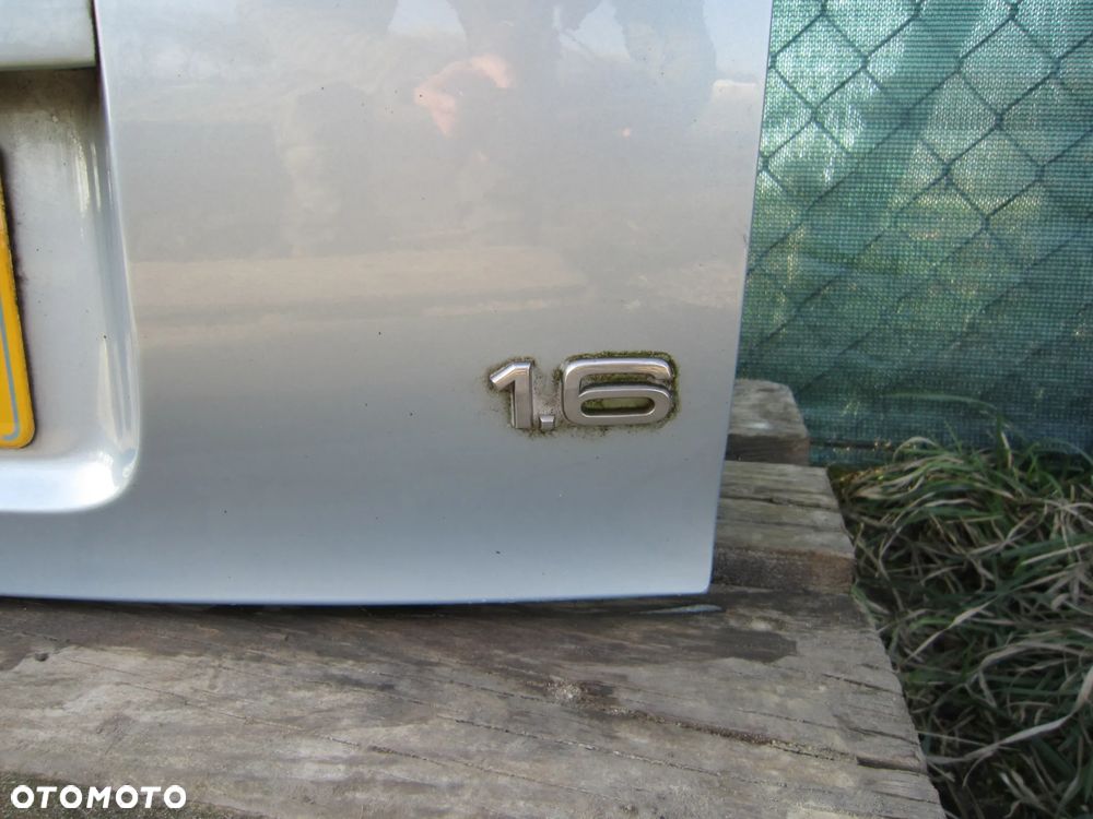 Klapa bagażnika tył Audi A3 8L 3d LY7R - 6