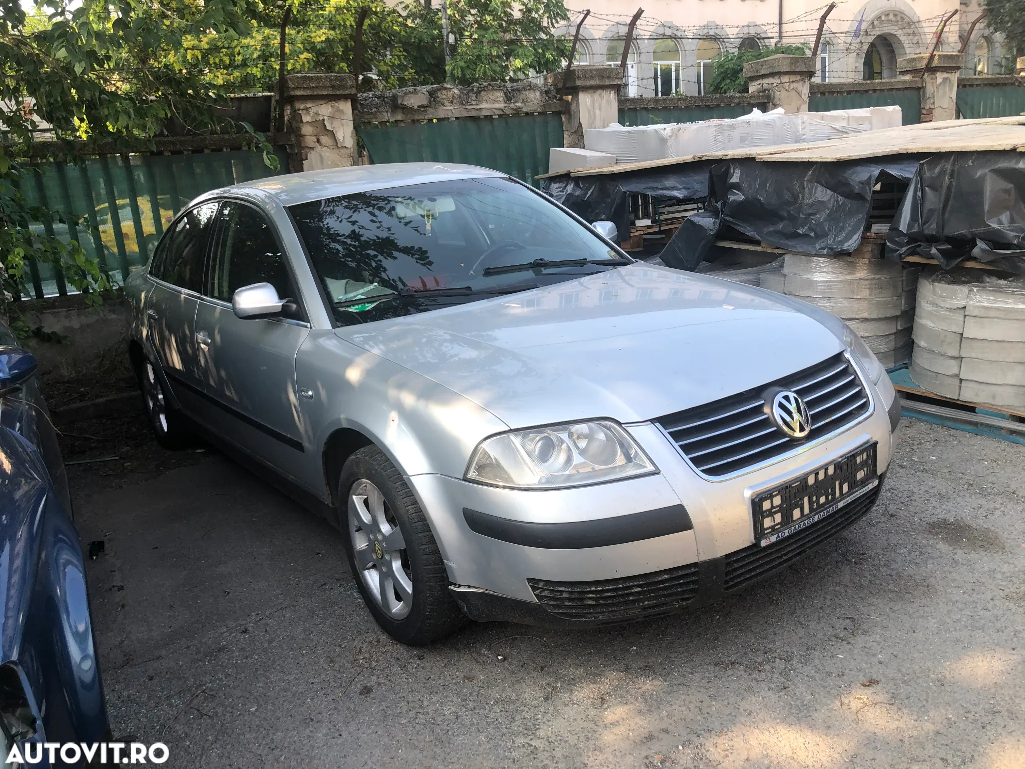 Dezmembrez VW Passat B5.5  gri argintiu 2003 1.8 benzina - 3