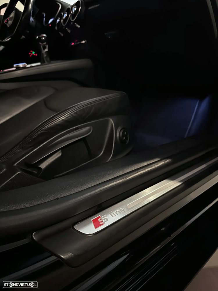 Audi TT Coupé 2.0 TDI S-line - 11