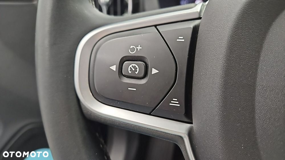 Volvo XC 60 B4 D Core - 17