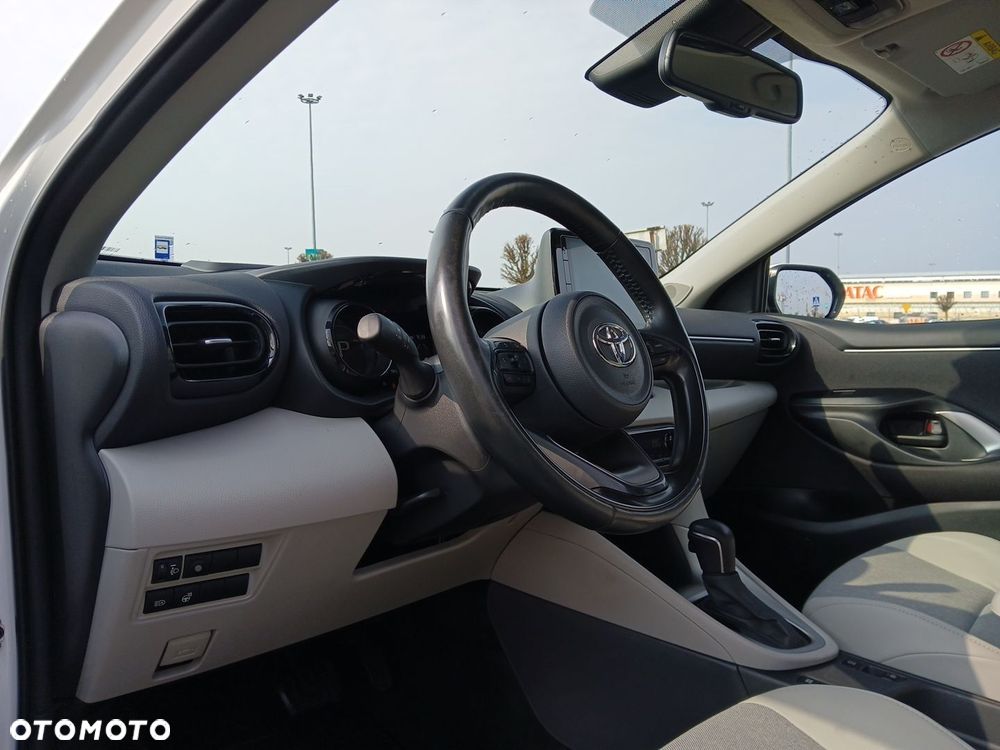 Toyota Yaris - 19