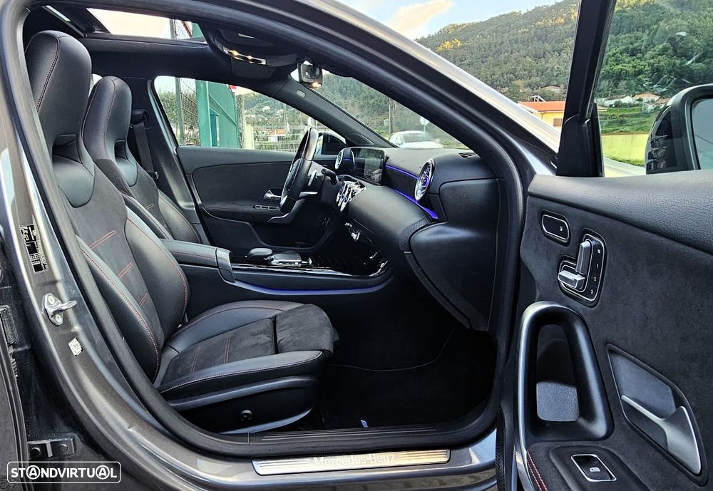 Mercedes-Benz A 250 e 8G-DCT AMG Line - 38