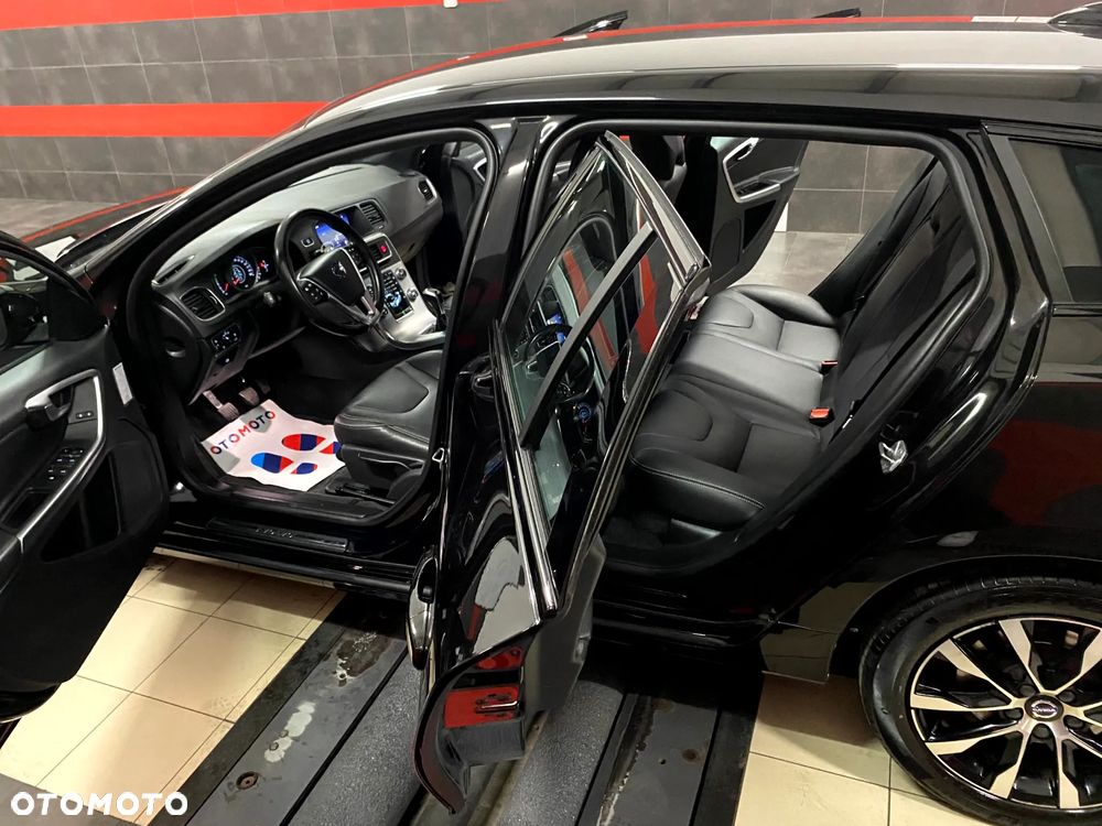 Volvo V60 D3 Momentum - 20
