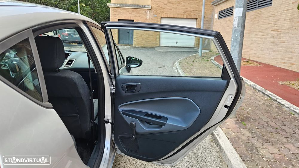 Ford Fiesta 1.4 TDCI Trend - 24