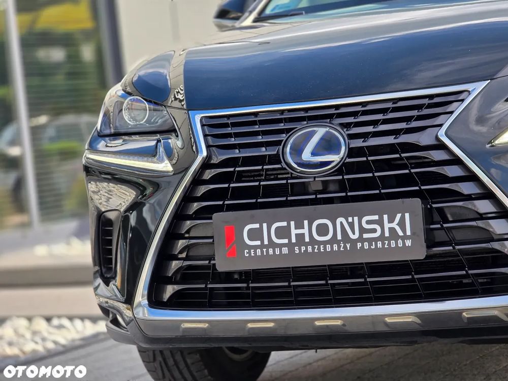 Lexus NX 300h Elegance AWD - 32