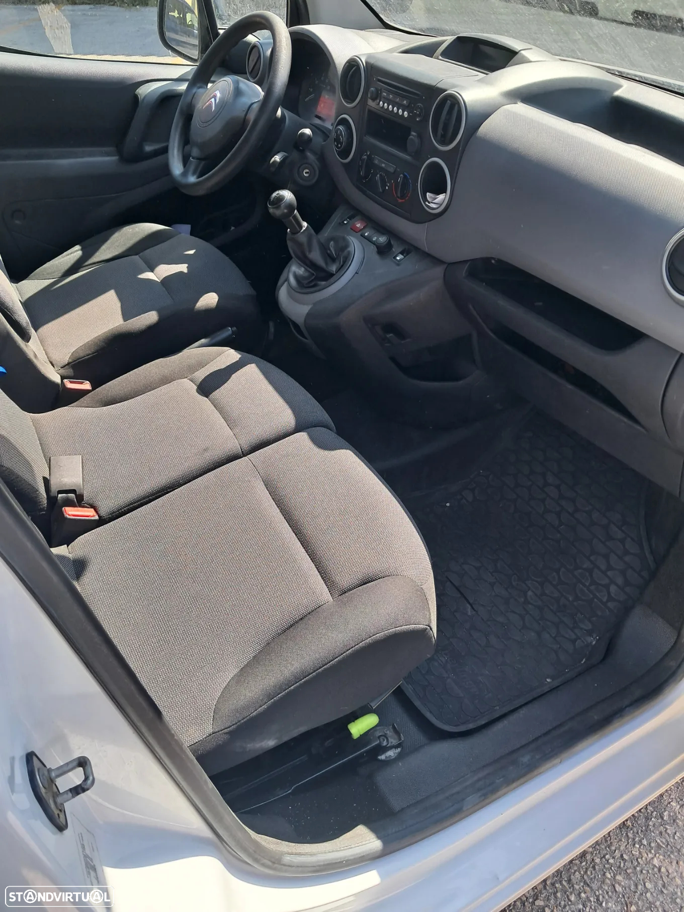 Citroën Berlingo 1.6 hdi 3 lugares iva dedutível - 5