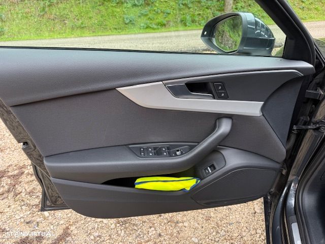 Audi A4 Avant 35 TDI Advanced S tronic - 14