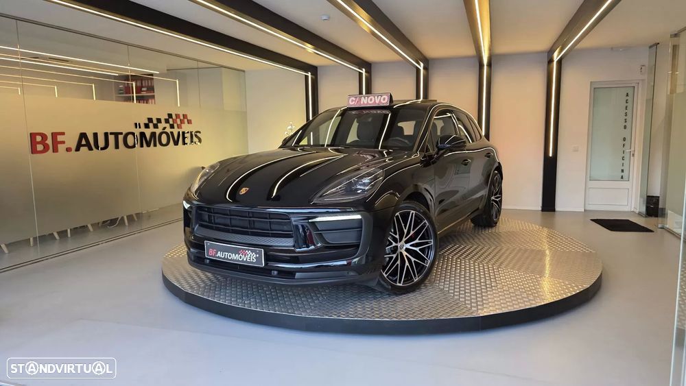 Porsche Macan T - 11