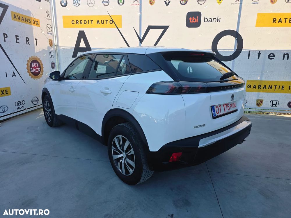 Peugeot 2008 - 4