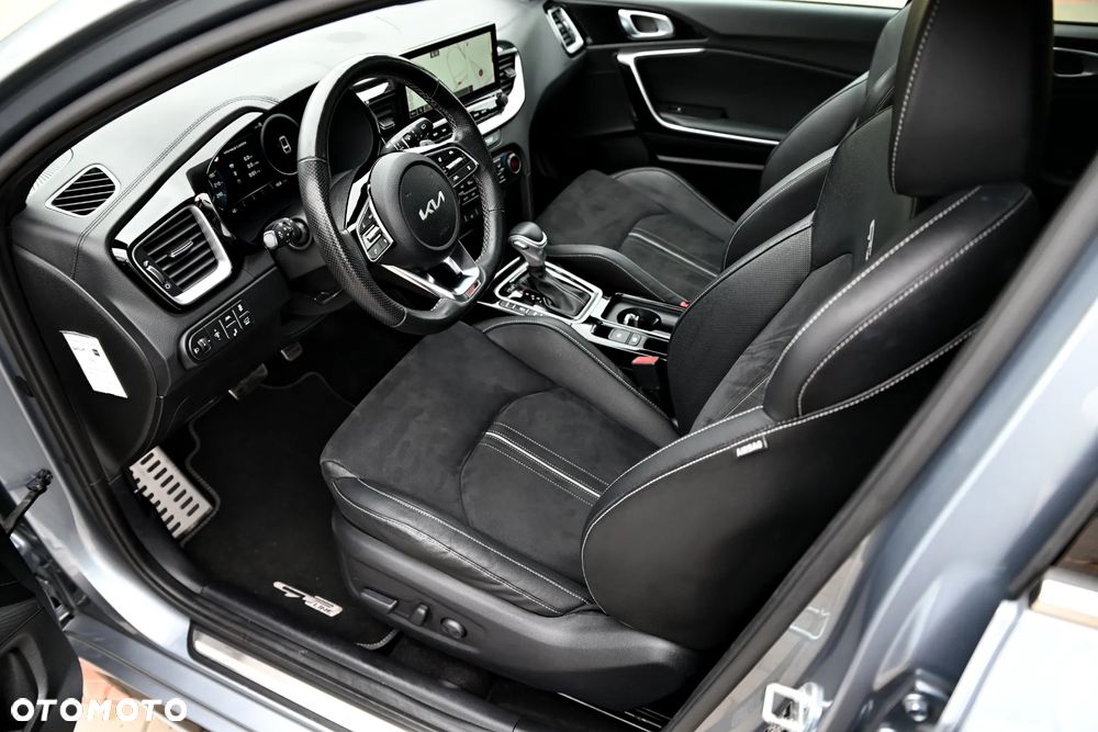 Kia ProCeed 1.5 T-GDI DCT7 OPF GT LINE - 23