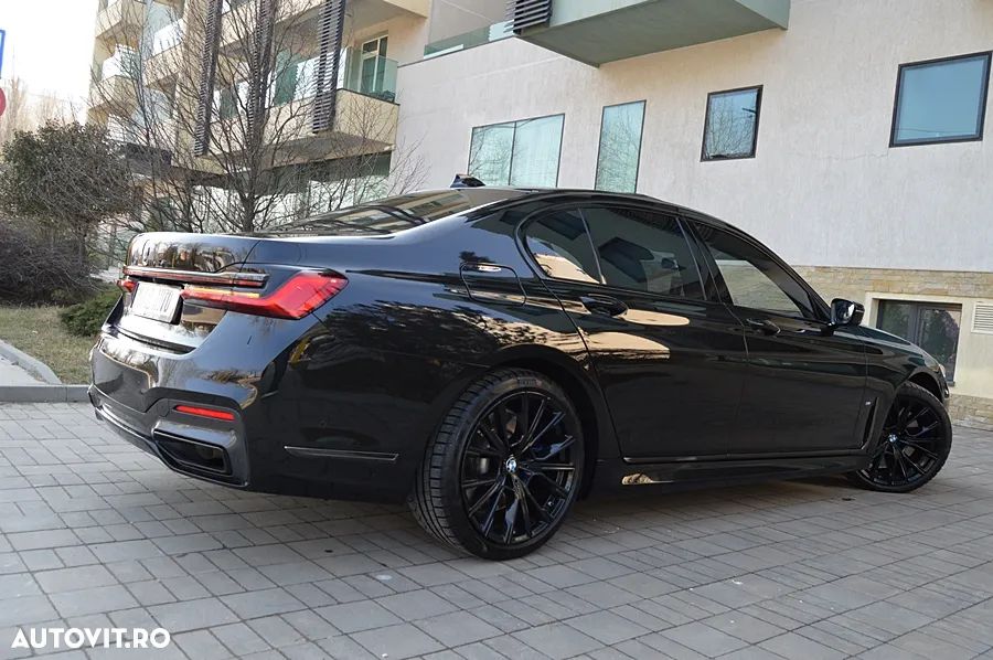 BMW Seria 7 740d xDrive - 25