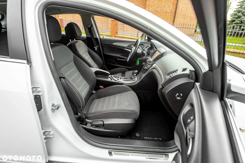 Opel Insignia 2.0 Turbo 4x4 Innovation - 25