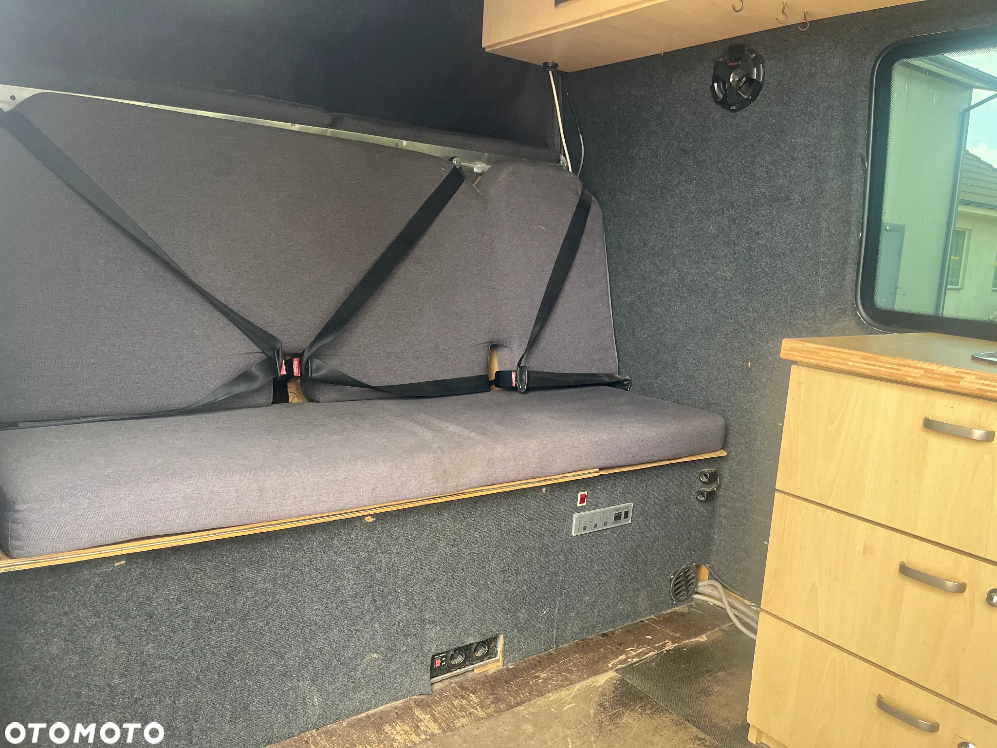 Mercedes-Benz SPRINTER - 13