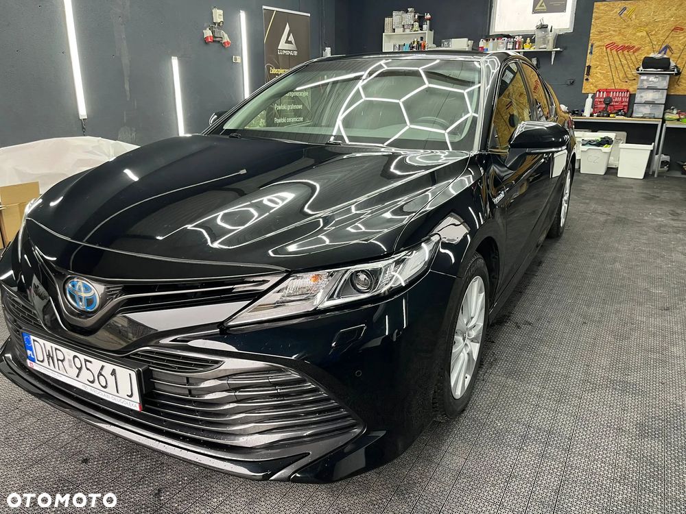 Toyota Camry 2.5 Hybrid Comfort CVT - 4