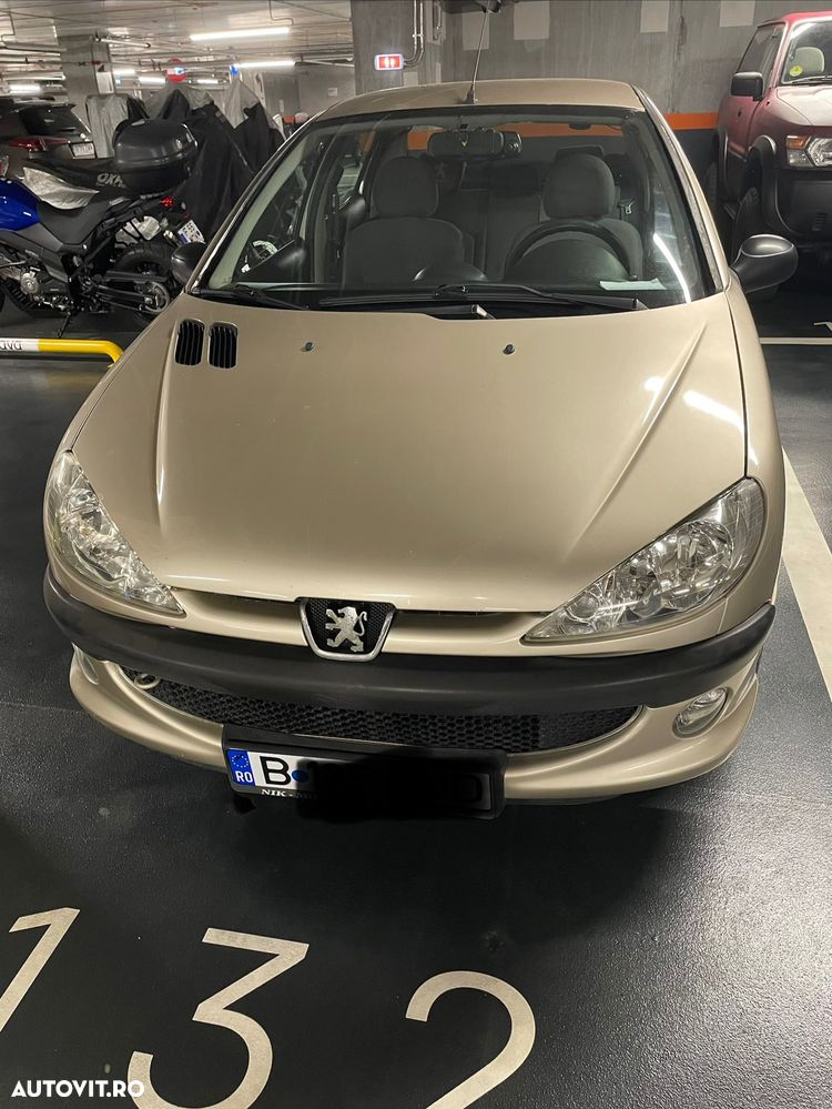 Peugeot 206 1.4E Sedan - 8