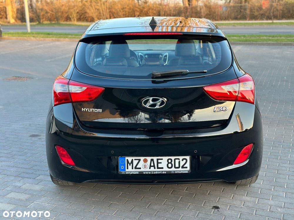 Hyundai i30 1.4 Style - 12