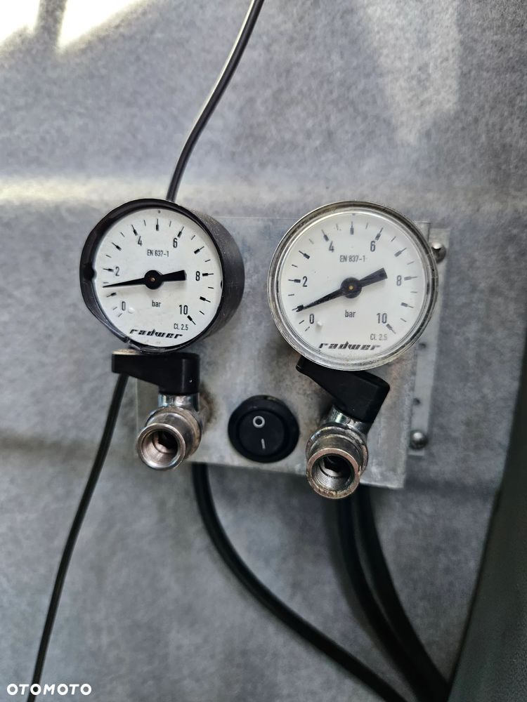 Mercedes-Benz Sprinter 319 CDI 7G-Tronic - 32