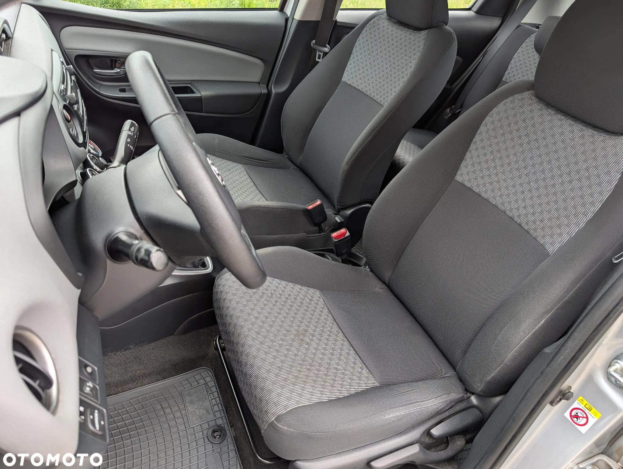 Toyota Yaris 1.33 Dynamic - 15