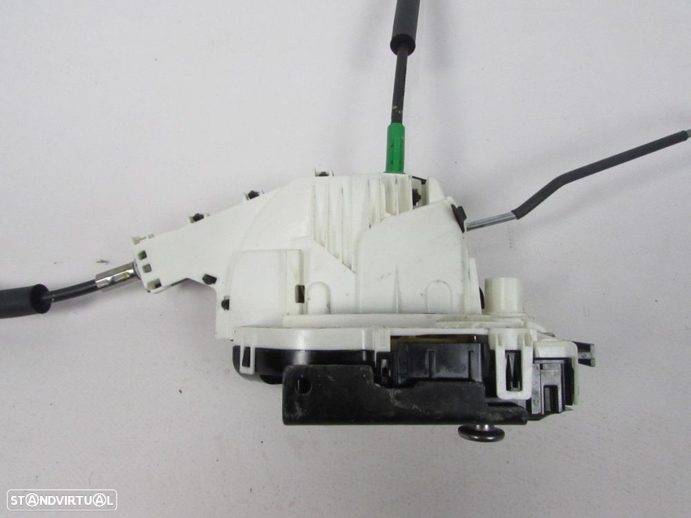 Fecho da porta Esquerdo/Trás SEMI-NOVO/ ORIGINAL MASERATI GHIBLI III (M157) P401... - 1