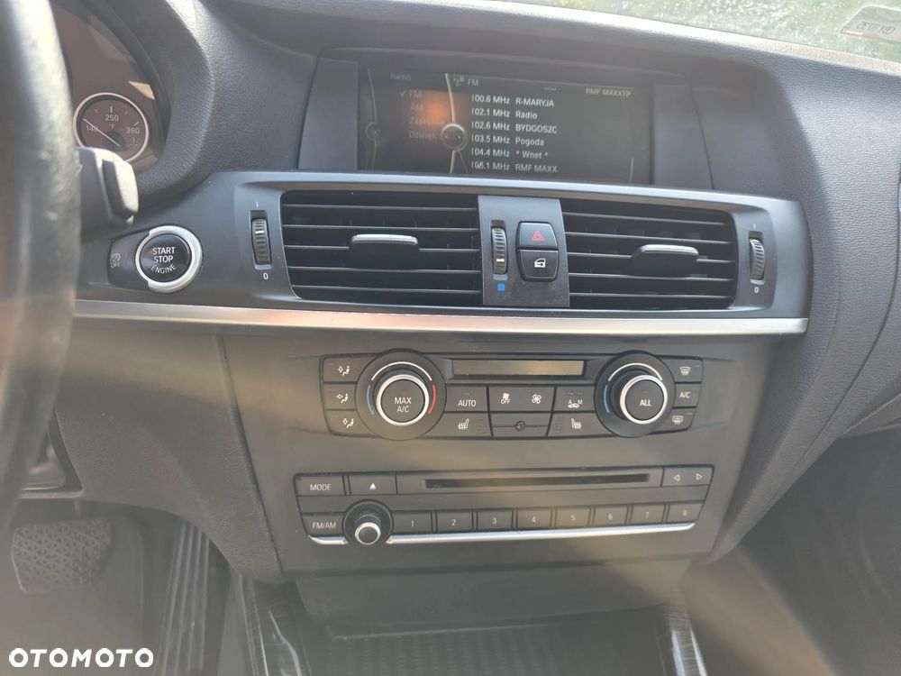 BMW X3 sDrive20i Advantage - 15
