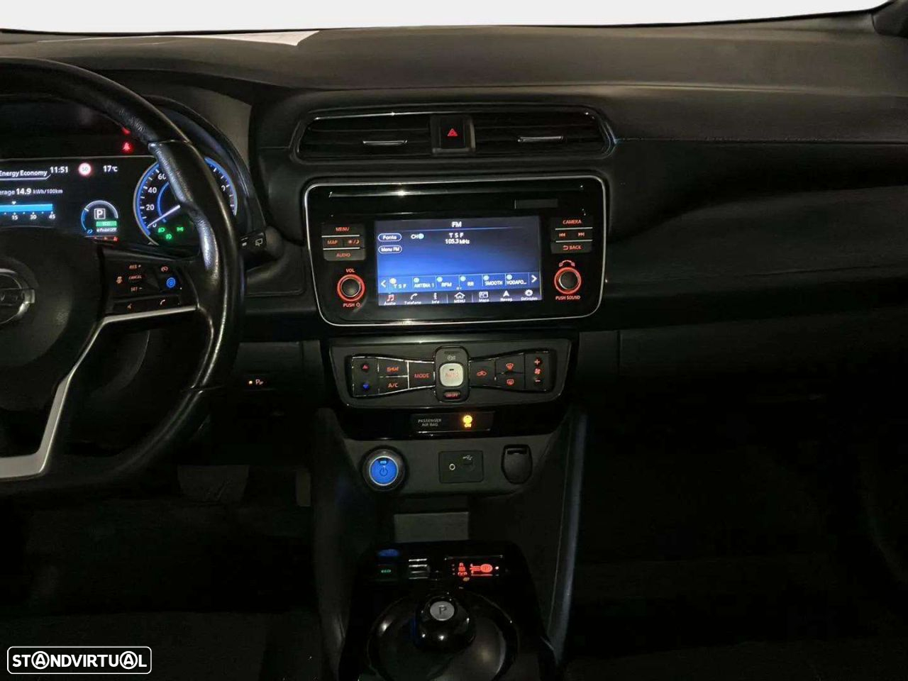 Nissan Leaf N-Connecta - 11