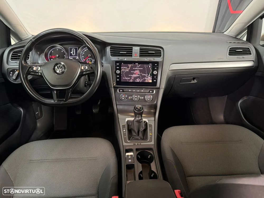 VW Golf Variant 1.6 TDi Confortline - 18