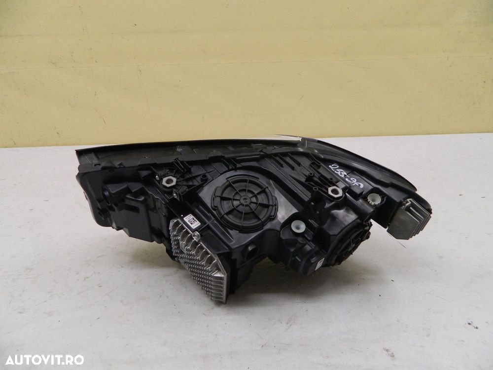 Far dreapta BMW Seria 5 G30 / G31 Full LED Adaptive, 2017, 2018, 2019, 2020, 2021, cod origine 7439196-04. - 6