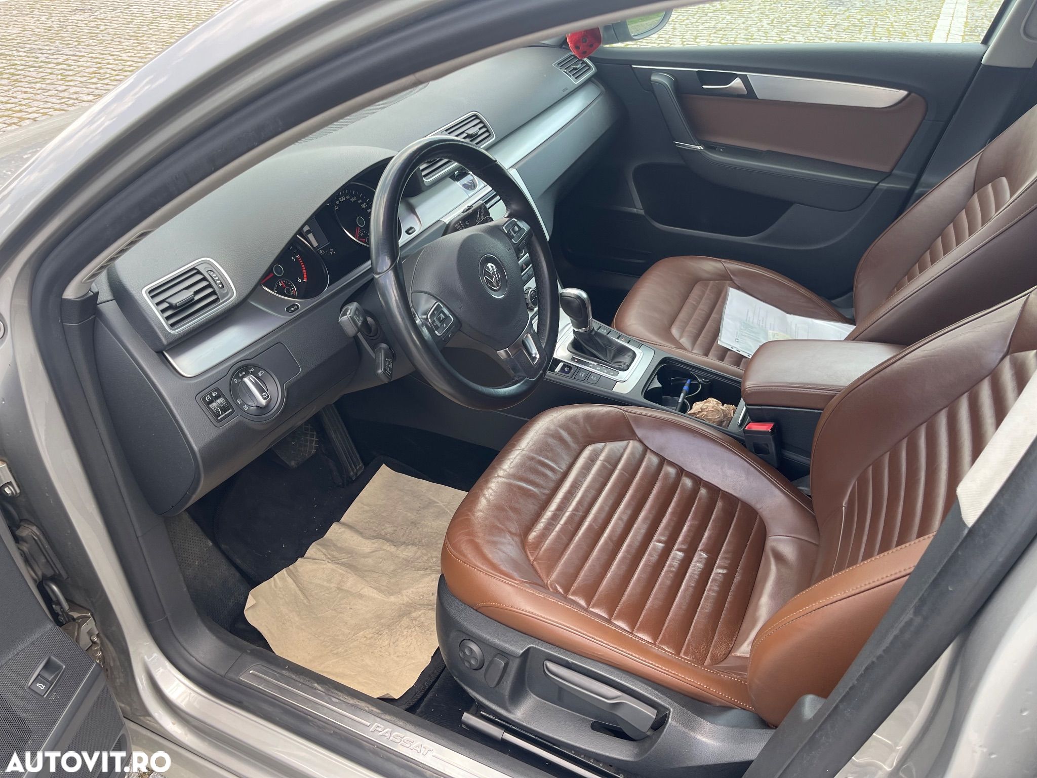 Volkswagen Passat Variant 2.0 TDI BlueMotion Technology DSG Highline - 1