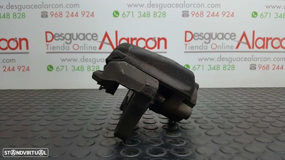 PINÇA DE TRAVÃO FRENTE ESQUERDA AUDI A4 BER. (B8) BáSICO - 3