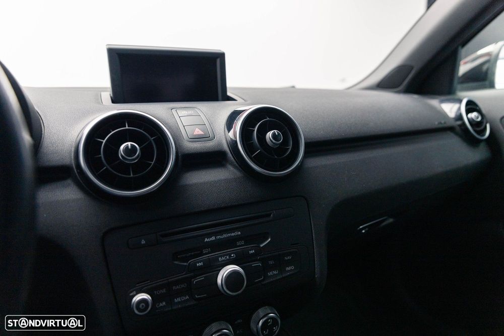 Audi A1 Sportback 2.0 TDI S line Sport Pack - 36