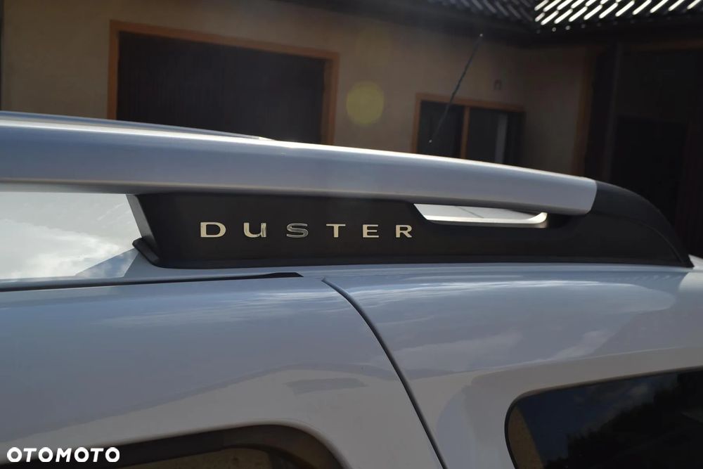 Dacia Duster 1.6 SCe Laureate S&S - 13
