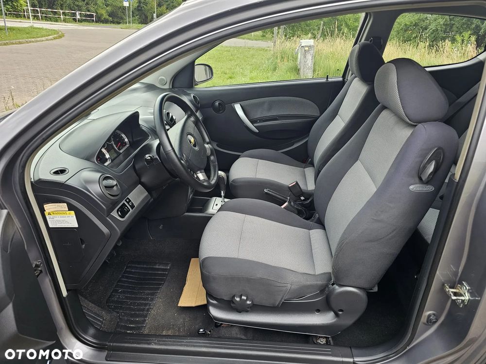 Chevrolet Aveo 1.4 16V LS - 5